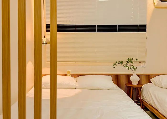 10 Minutes To Hongdae, Gongdeok Station, Mangwon Market, 10 Minutes To Itaewon, Haebangchon & 명동 Apartamento *