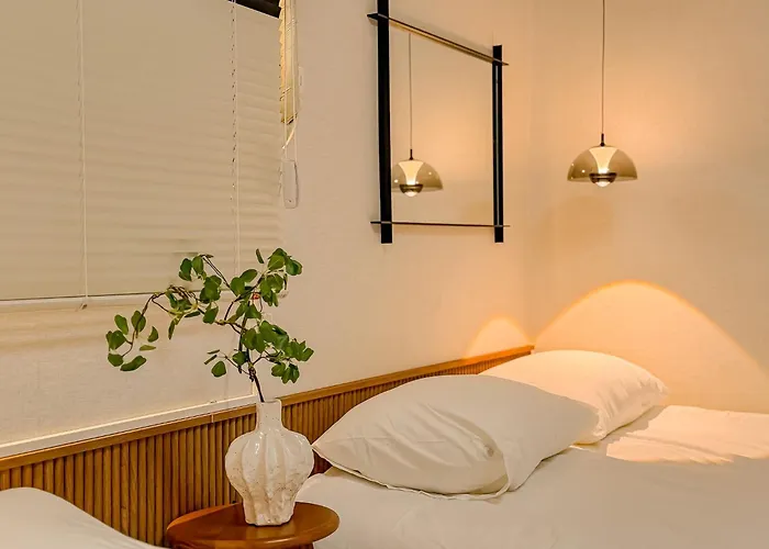 10 Minutes To Hongdae, Gongdeok Station, Mangwon Market, 10 Minutes To Itaewon, Haebangchon & 명동 Seúl