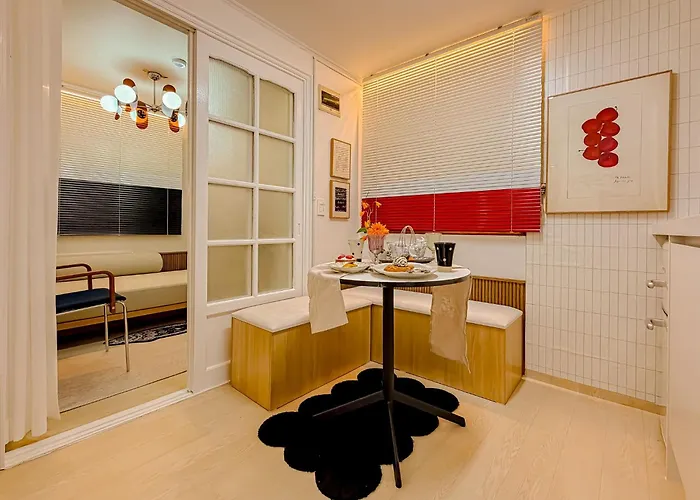10 Minutes To Hongdae, Gongdeok Station, Mangwon Market, 10 Minutes To Itaewon, Haebangchon & 명동 Seúl